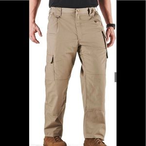 Men's Tan Cargo Pants